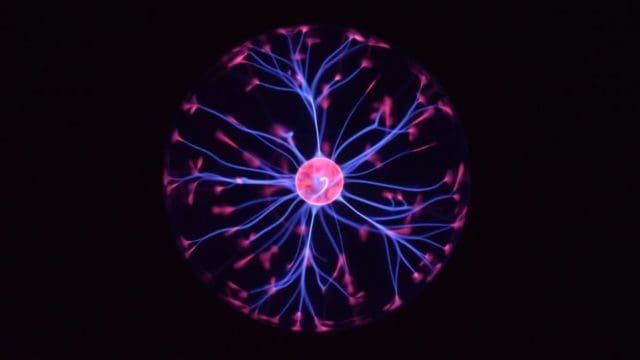 What is a Modular Neural Network? Weak vs. Strong Learners